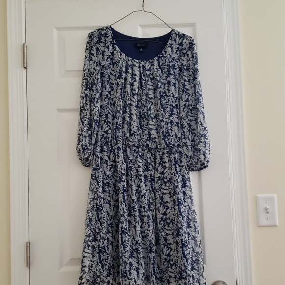 Navy and white patterned dress. - Picture 1 of 2
